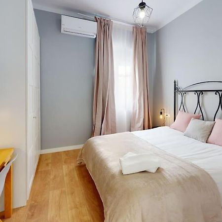 Appartement Bright Flat Rosaleda à Málaga Extérieur photo